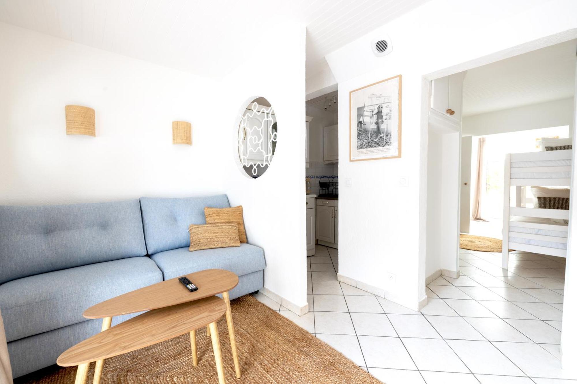 Residence Marie-Therese Le Grau-du-Roi Buitenkant foto